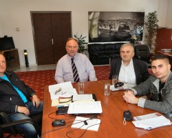 επίσκεψη χαμπίμπη