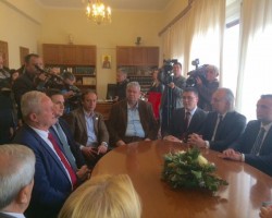 ΑΛΒΑΝΙΚΗ ΑΝΤΙΠΡΟΣΩΠΕΙΑ 2